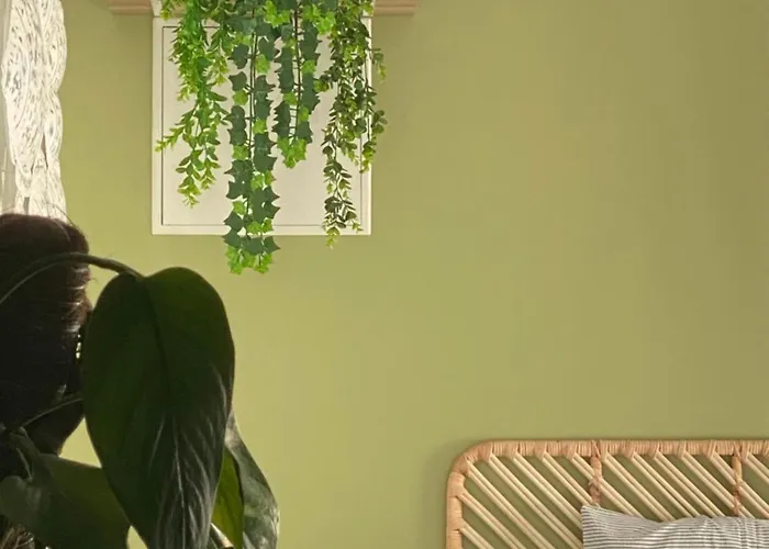 Belle Indépendante * Sargé Les Le Mans